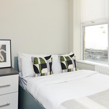 Louise House Hostel London Bagian luar foto